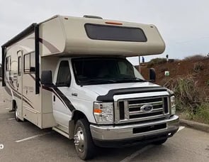Coachmen RV Leprechaun 230RB Ford 350