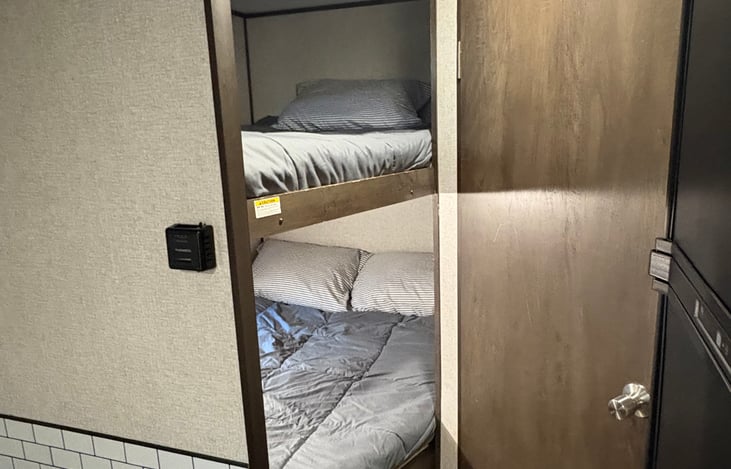 Double bunk beds (top bunk has a 300lb weight limit)
