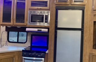 HOME AWAY FROM HOME 2018 Sabre...Will DELIVER & SET UP