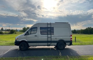 Fun, Comfy, Cozy 2017 Mercedes Benz 4x4 Sprinter