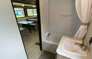 2021 Keystone RV Hideout 318BR
