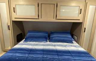 2023 Salem 29VBUD Family Holiday