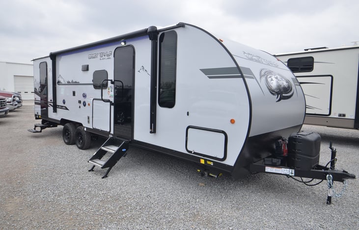 Power awning, upgraded remote and keyed door lock. Led lighting, outdoor kitchen, outdoor shower, large outdoor mat. Separate bathroom “mud room” entrance. Upgraded Blackout shades on each door.