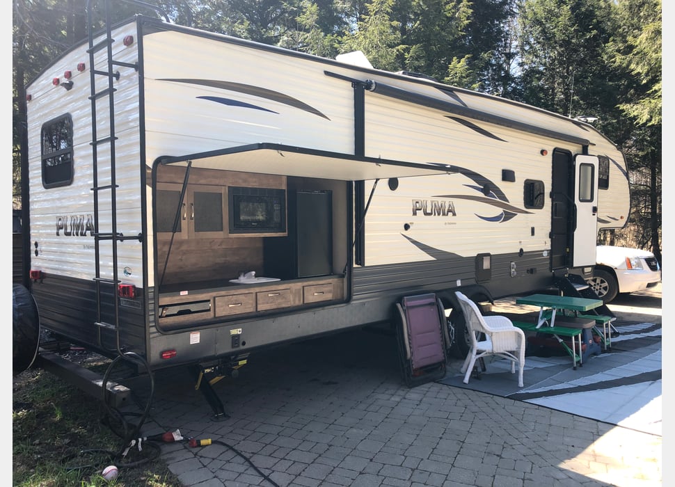 Fifth Wheel rentals in Traverse City