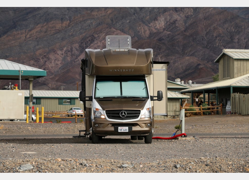 Class C Motor Home rentals in Los Angeles