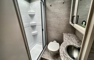 2023 Thor Motor Coach Freedom Elite 28HE