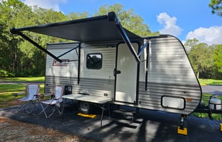 2023 Dutchmen RV Coleman Lantern LT Series 17B