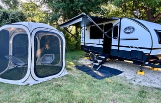 2025 R POD-197  The perfect couples camper!