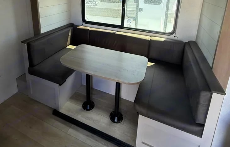 Dinette (Easily converts to bed)