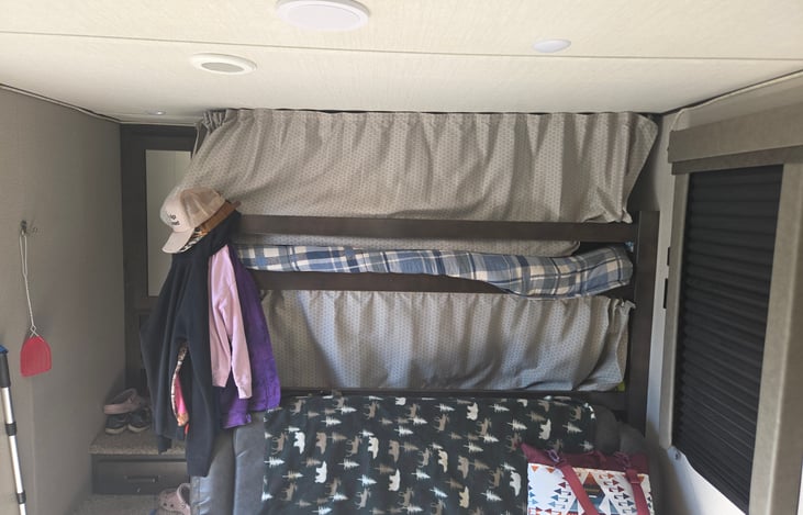 Jackknife sofa and double bunks