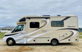 Take a siesta in our exquisite Mercedes Sprinter!