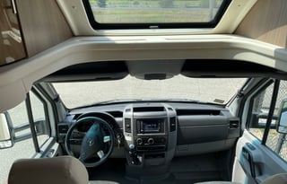 Towanda is a  2015 Itasca Navion 24V