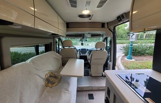 2023 Thor Motor Coach Rize 18M