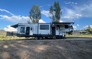 2022 Keystone RV Impact 367