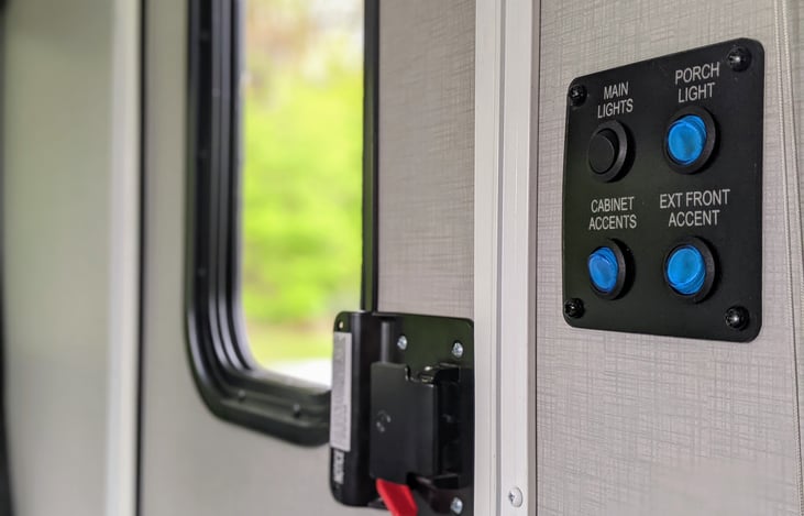 Switches to control lighting inside and out. From reading lights to outside accent lighting the Luna Rover is ready for your big trip!