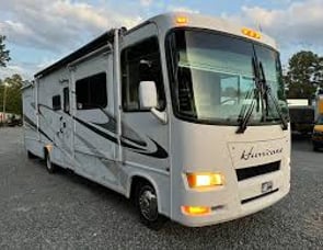 Four Winds RV Hurricane 34B