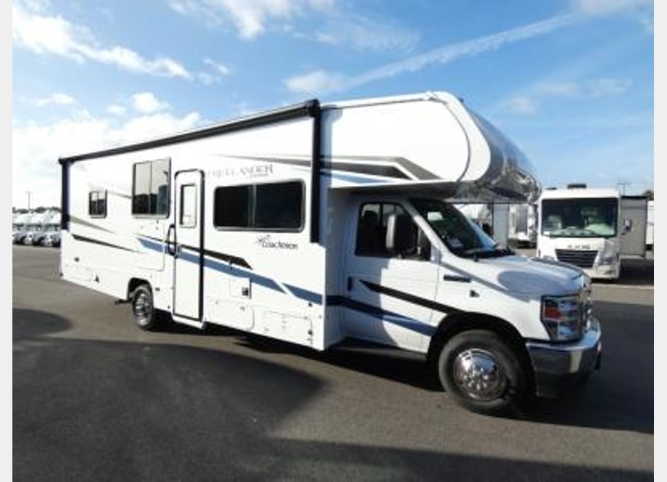 Class C Motor Home rentals in Hortonville