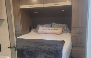 RV sleeps 2. pet friendly