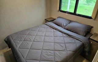 Kid's-Dream| Bunk Beds + 2 Queens + Outdoor Shower