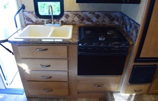 Jackpot Joe RV (Circa) Ultd Miles  Sleep 6 Unit #7