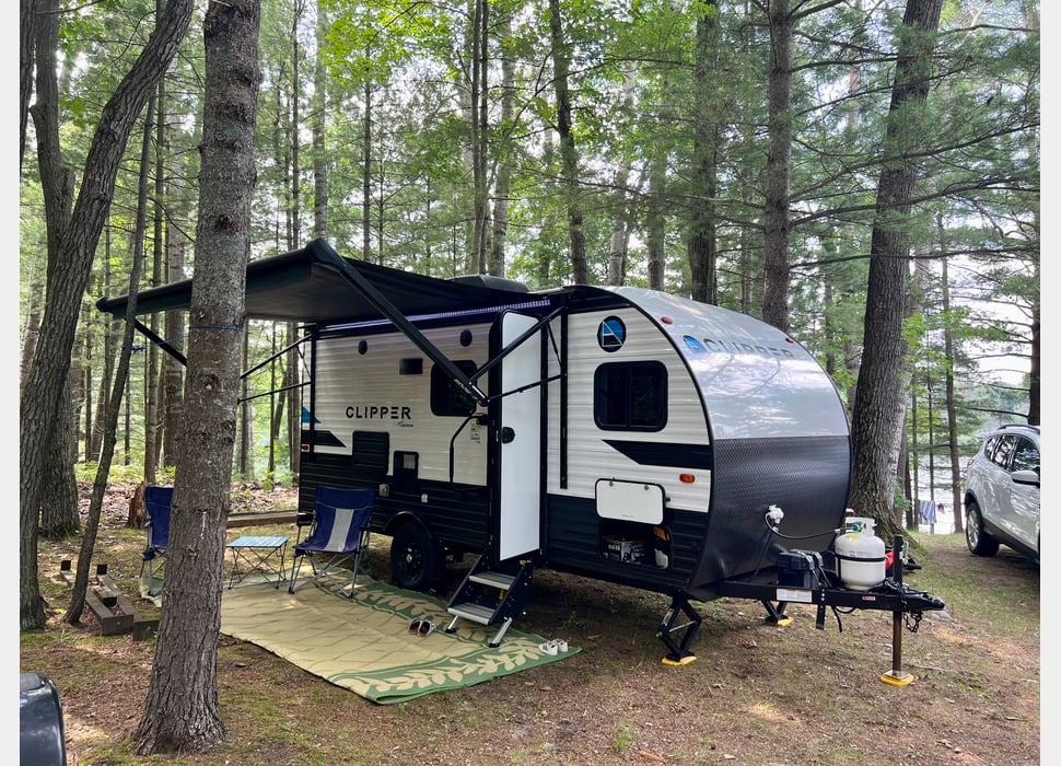 Travel Trailer rentals in Holly