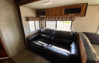 2018 Prime Time RV Avenger ATI 27DBS
