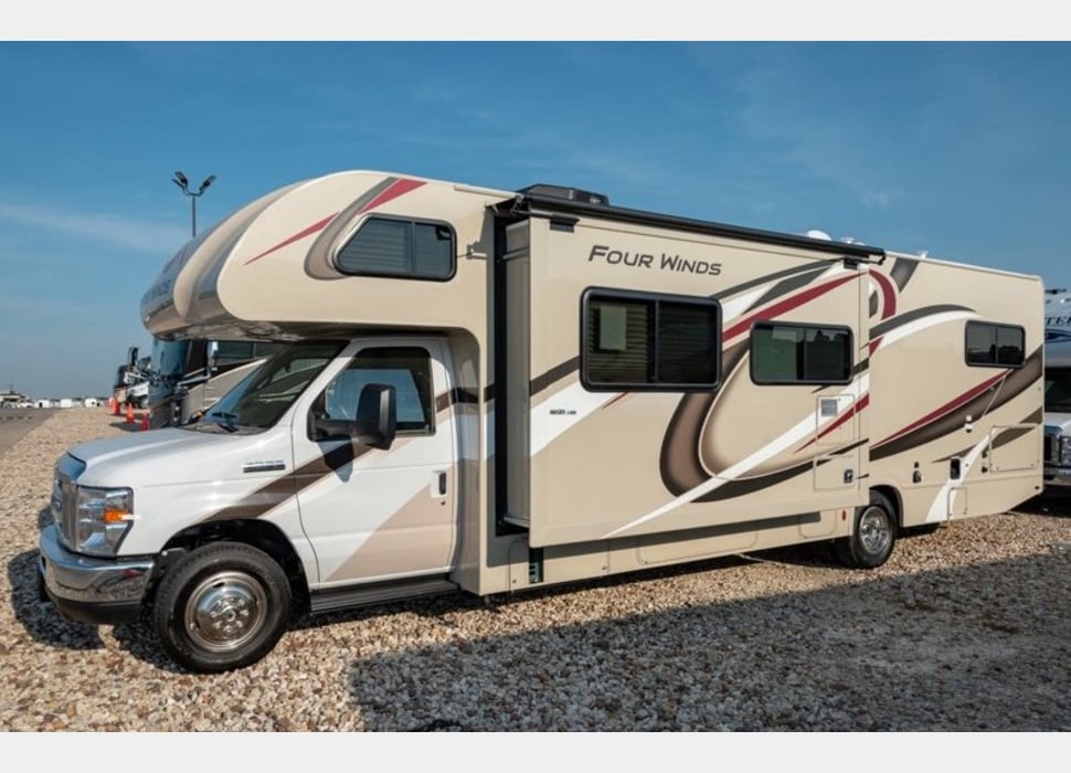 Class C Motor Home rentals in Las Vegas