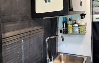 4WD REVEL "Rosie" UNLIMITED MILES Mighty 5 & More!