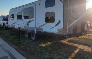 Great Family Getaway w/ Slide-Out.