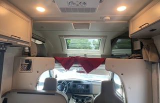 2023 Thor Motor Coach Quantum LC22