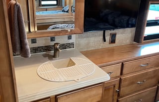 Itasca Meridian 36' Luxury Diesel