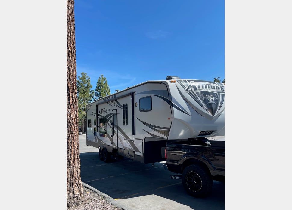 Fifth Wheel rentals in Madera
