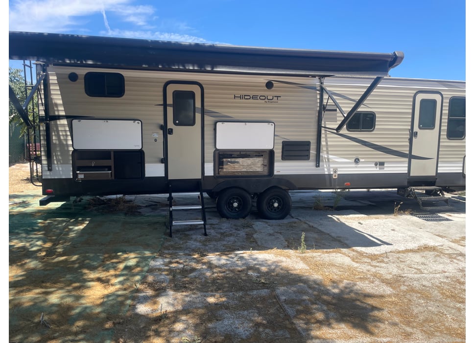 Travel Trailer rentals in Visalia