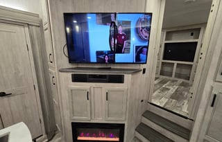 2023 Sandpiper 388BHRD