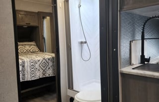 2021 Forest River RV Vibe 33BH