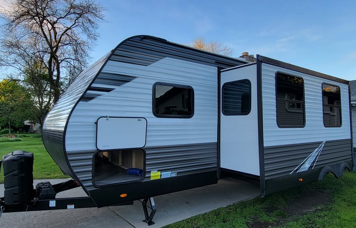 Storage under front bed