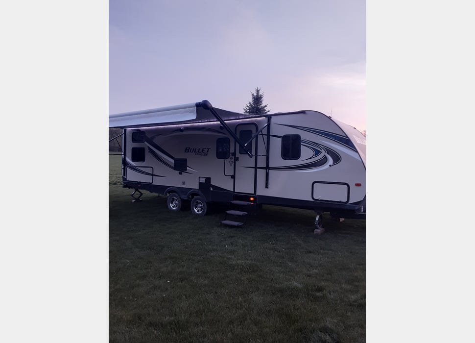 Travel Trailer rentals in Manson