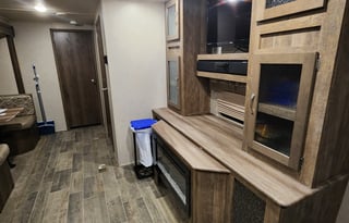 Wanderer-For Couples Who Love to Travel in Comfort