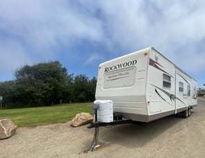 Forest River Rockwood Signature Ultra Lite 8318SS