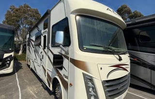 2020 Thor A.C.E. 30.4 Starlink Equipped 8 Person