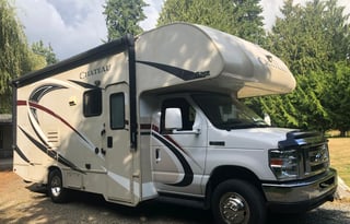 2017 Thor Chateau- Perfect for Adventure Seekers!