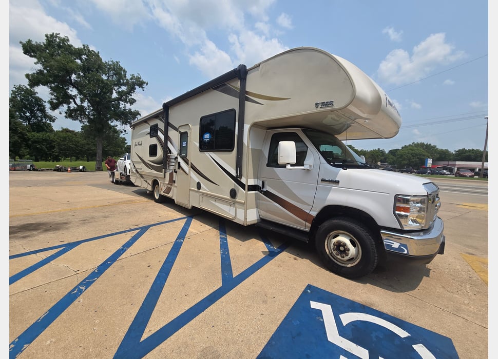 Class C Motor Home rentals in Quapaw