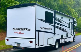 Forest River Sunseeker LE Model 2850SLE Motorhome