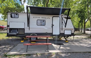 ★FULL size BUNKS★Sleeps 6★Exit 407