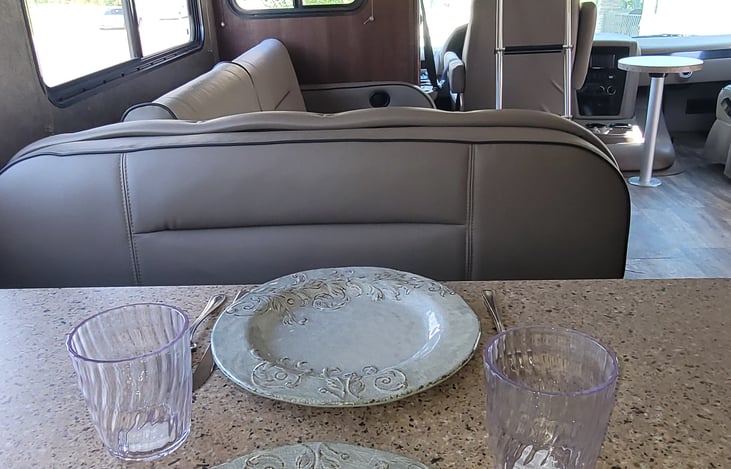 Keep Scrolling & Don’t Hesitate to Reach Out!
Take your time browsing through the photos to get a feel for all our RV has to offer. If you have any questions or special requests, please ask!