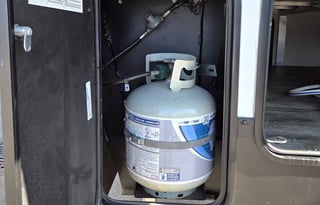 2024 Forest River Arctic Wolf Suite 3660