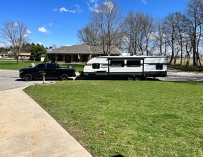 Forest River RV Wildwood X-Lite 273QBXL