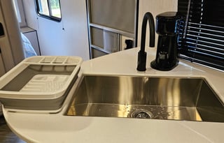 Lil slice of Paradise-Delivery Only