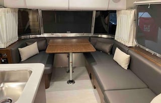 Glamping in the DMV-'22 Airstream Globetrotter