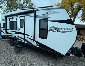 Pacific Coachworks Rage'n 22EX